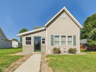 1019 N John St, Lapel, IN 46051