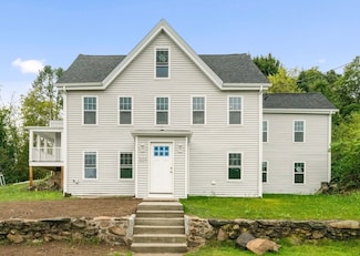 223 River Rd, New Bedford, MA 02745