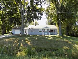 6206 Bauer Rd, Hudsonville, MI 49426