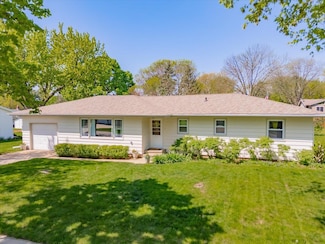 311 Maple St, Sauk City, WI 53583