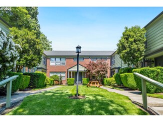 1643 SE Washington St Unit 1643, Portland, OR 97214