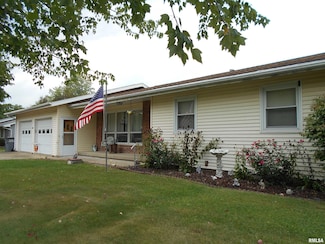 114 Honey Ln, Colchester, IL 62326