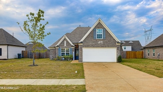 2370 Johnny Ray Dr, Southaven, MS 38672