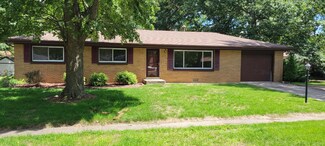417 Cedar St NW, Demotte, IN 46310