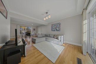 1707 Summer St Unit 3, Stamford, CT 06905