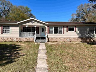 4421 Alanthus St, Milton, FL 32583