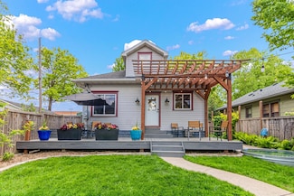 1597 James Ave, Saint Paul, MN 55105