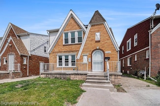 16762 Woodingham Dr, Detroit, MI 48221