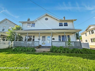 113-115 3rd St, Blakely, PA 18447