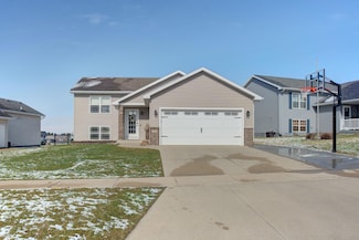 2105 Sonke Ln NW, Stewartville, MN 55976
