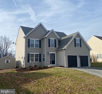 506 Chestnut St, Hamburg, PA 19526