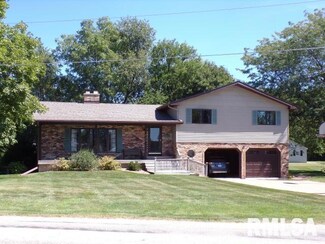 612 NW 8th Ave, Aledo, IL 61231