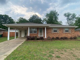 8211 Bronco Ln, Sherwood, AR 72120