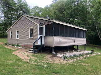 155 Sulphur Hill Rd, Hillsborough, NH 03244