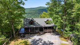 663 Renegade Dr, Robbinsville, NC 28771