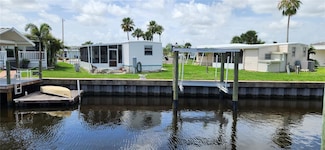 134 W Saint Annes Cir, Apollo Beach, FL 33572