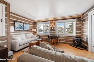 197 Mogul Hill Rd Unit 104, Sandpoint, ID 83864