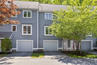 10 Country Hill Ln Unit 19, Haverhill, MA 01832
