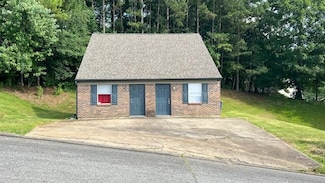 3310 Steeple Cir NE, Cleveland, TN 37312