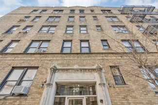 217 44th St Unit 1, Union City, NJ 07087