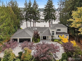 3236 Gravelly Beach Loop NW, Olympia, WA 98502