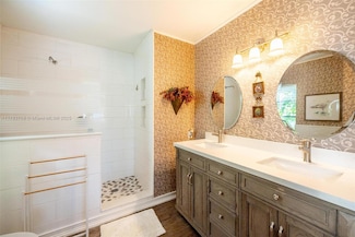 9909 NW 52nd Ln, Doral, FL 33178