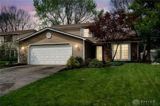 1013 Millerton Dr, Dayton, OH 45459