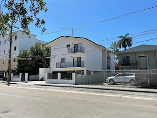 420 SW 2nd St Unit 3, Miami, FL 33130