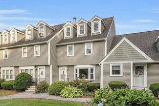 37 Merrimack Meadows Ln, Tewksbury, MA 01876