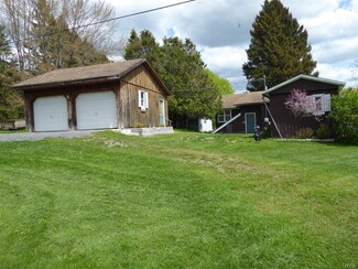1680 Private Dr Unit 29, Hamilton, NY 13346