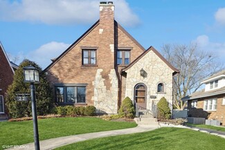 22 Drexel Ave, La Grange, IL 60525