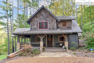 225 Hope Town Dr, Vilas, NC 28692