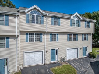 985 Trapelo Rd Unit 22, Waltham, MA 02452