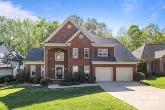 11430 Sir Francis Drake Dr, Charlotte, NC 28277