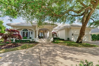 1051 Ocean Ridge Dr, Wilmington, NC 28405