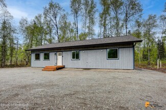 21149 S Morel Cir, Talkeetna, AK 99676