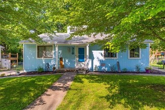310 N Speck Ave, Independence, MO 64056
