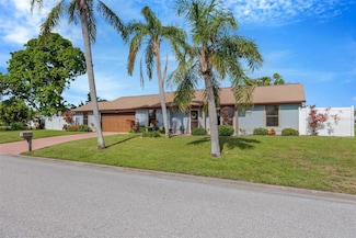3302 69th St W, Bradenton, FL 34209