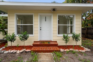 995 Bevis Rd, Merritt Island, FL 32953
