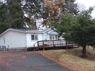 402 Fairway Rd, Tygh Valley, OR 97063
