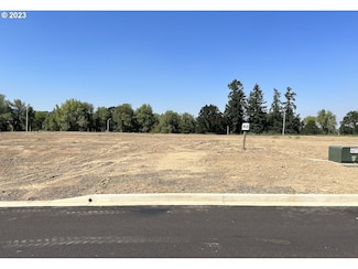 1573 NW Adelaide St Unit 92, McMinnville, OR 97128