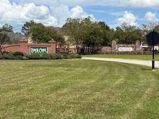 298 La Chenier Dr, Slidell, LA 70461