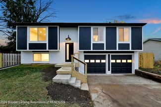 1041 Coolidge Rd, Lansing, MI 48912
