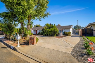 1124 S Cajon Ave, West Covina, CA 91791