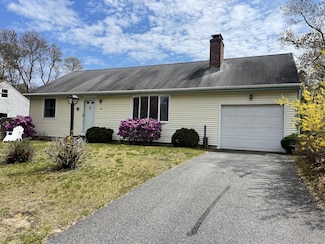 1 Wagtail Ln, West Yarmouth, MA 02673