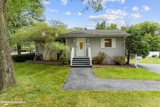 14 Mountain Dr, Lake George, NY 12845