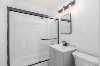 4763 W 135th St, Hawthorne, CA 90250