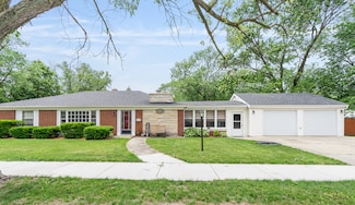 2201 W Acres Rd, Joliet, IL 60435