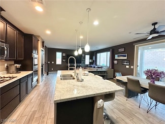 5955 Wellington Peak Rd, Las Vegas, NV 89148