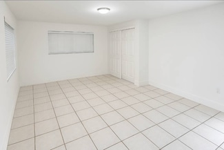 3292 SW 24th St Unit 1, Miami, FL 33145